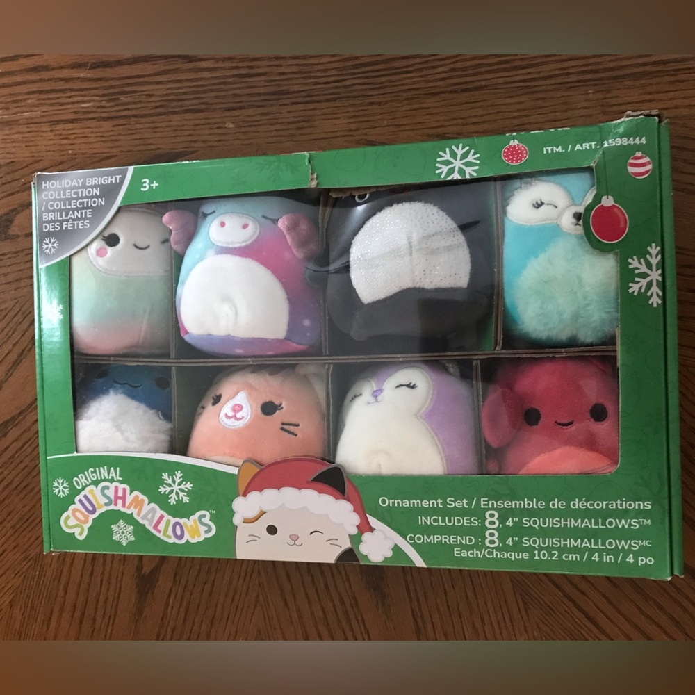 Squishmallows Holiday Ornament Set